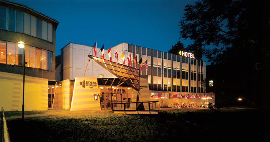 Hotel U Tri Lvu Ceske Budejovice Exterior photo